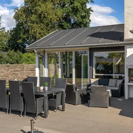 Danske - 150m From The Sea In Se Jutland By Interhome Holiday home Juelsminde (Hedensted)